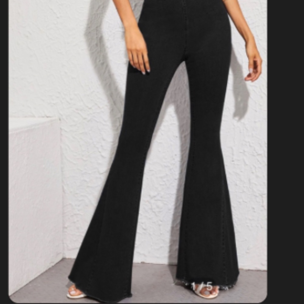 Black Flair Jeans